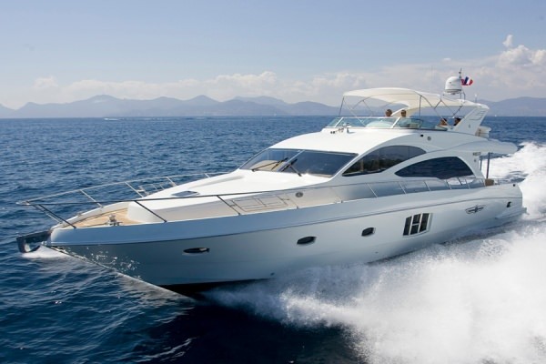 Introducing MZ, the luxurious 56 ft Majesty Motor Yacht