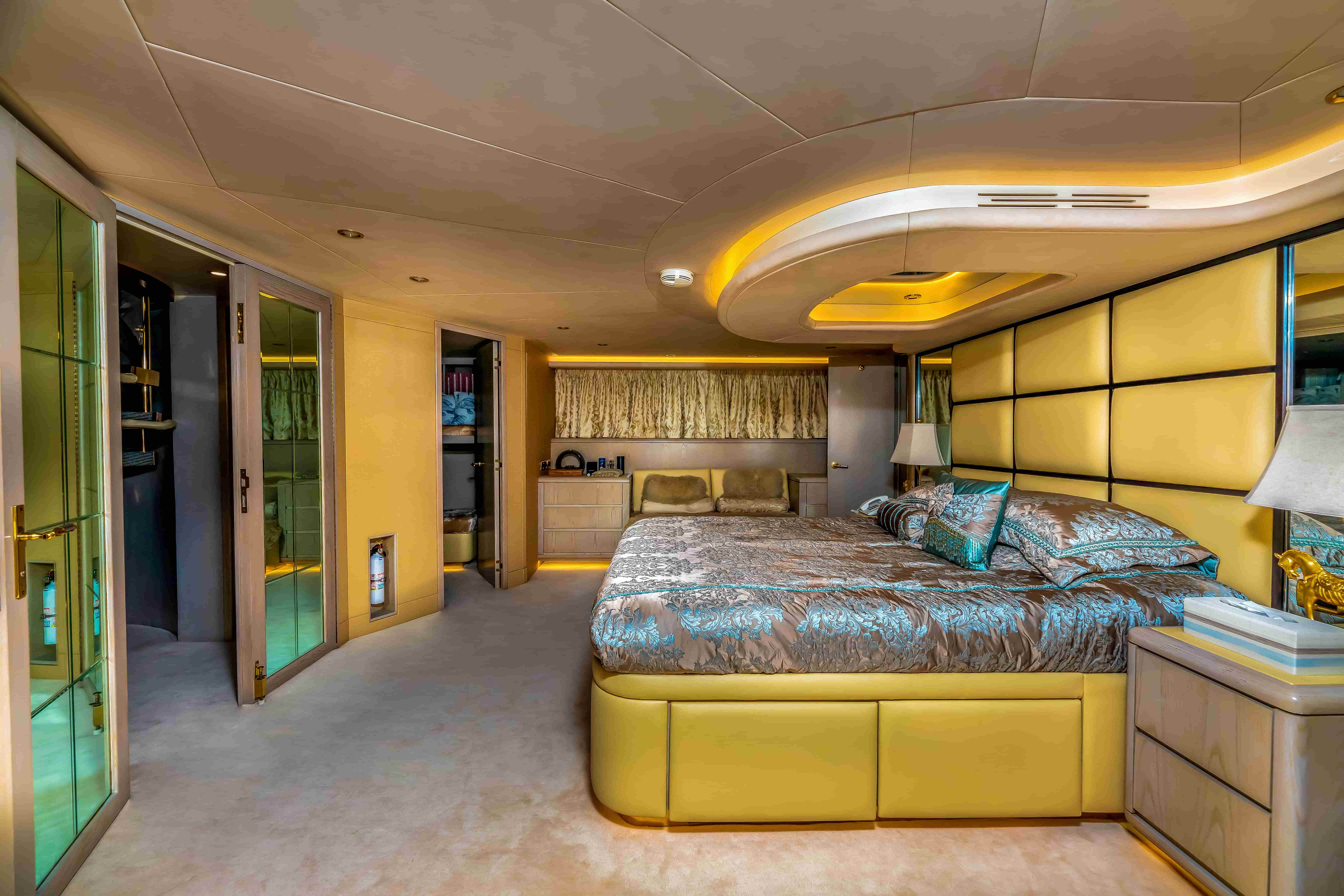 Hatteras luxury bedroom