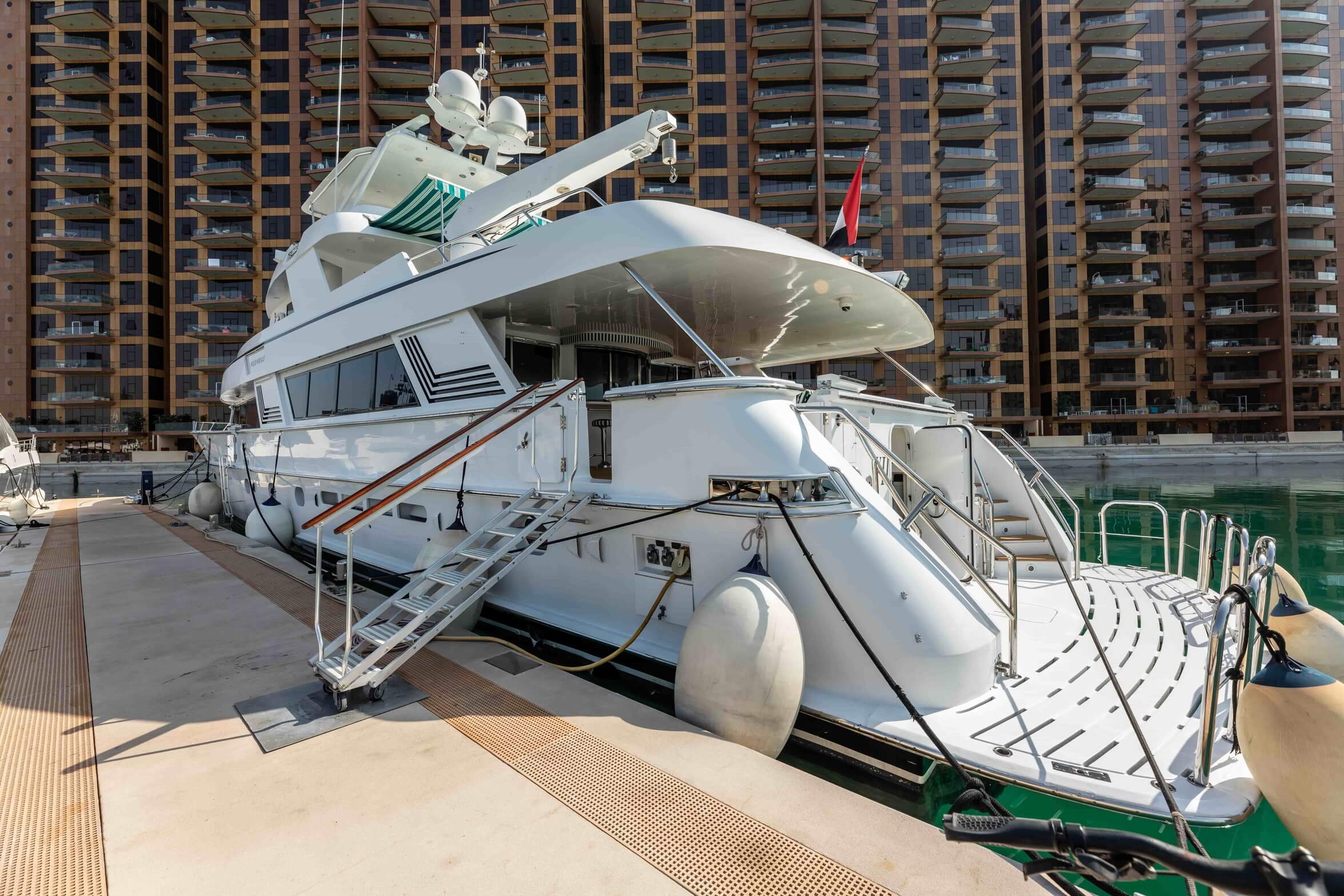 Hatteras yacht