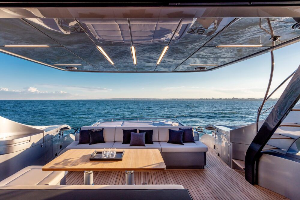 luxury deck pershing