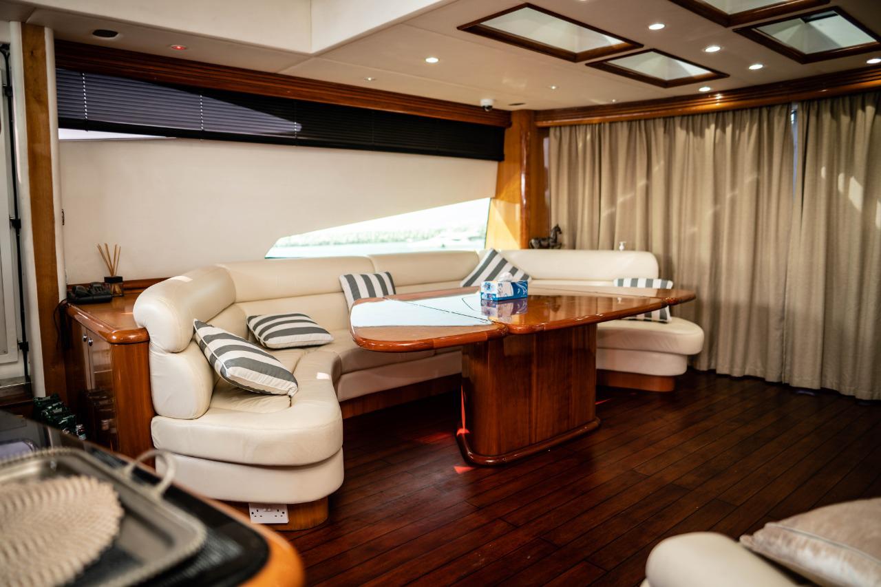 UD30 — Royal Yachts — photo 2